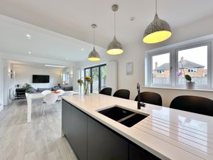 Photo 14- click for photo gallery